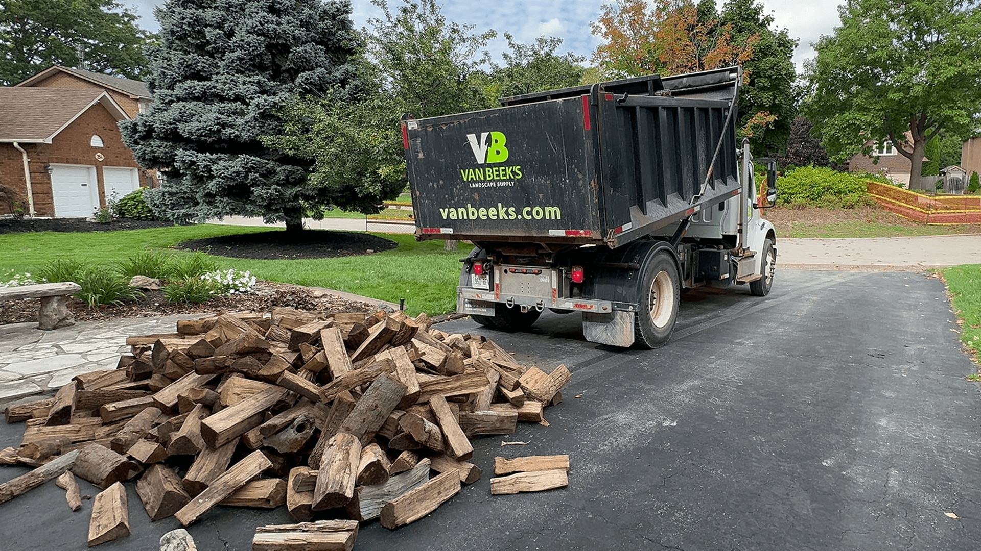 St. Catharines dry firewood, gallery photo