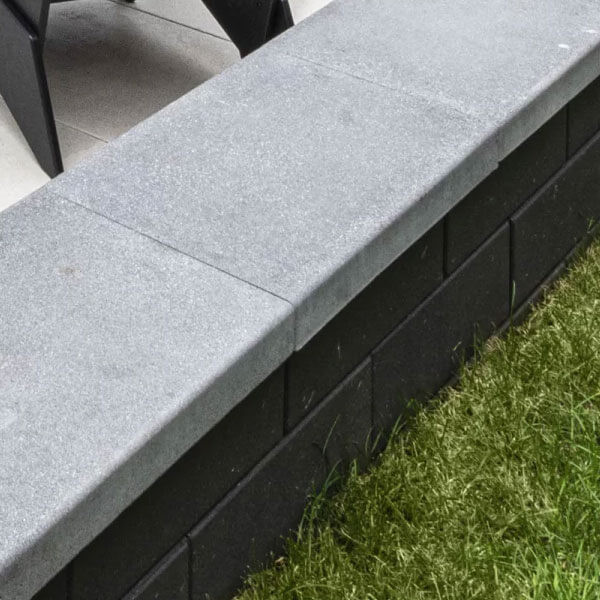 Unilock Beacon Hill Concrete Coping | Van Beeks